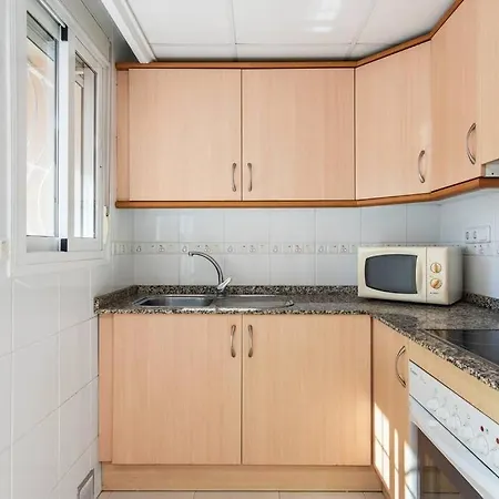A Beautiful 2 Bedroom Townhouse - Cerezas Holiday home