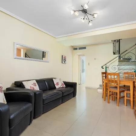 Holiday home A Beautiful 2 Bedroom Townhouse - Cerezas Ciudad Quesada